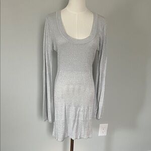 Women's Silver Long-Sleeve Scoop Neck Knit Dress